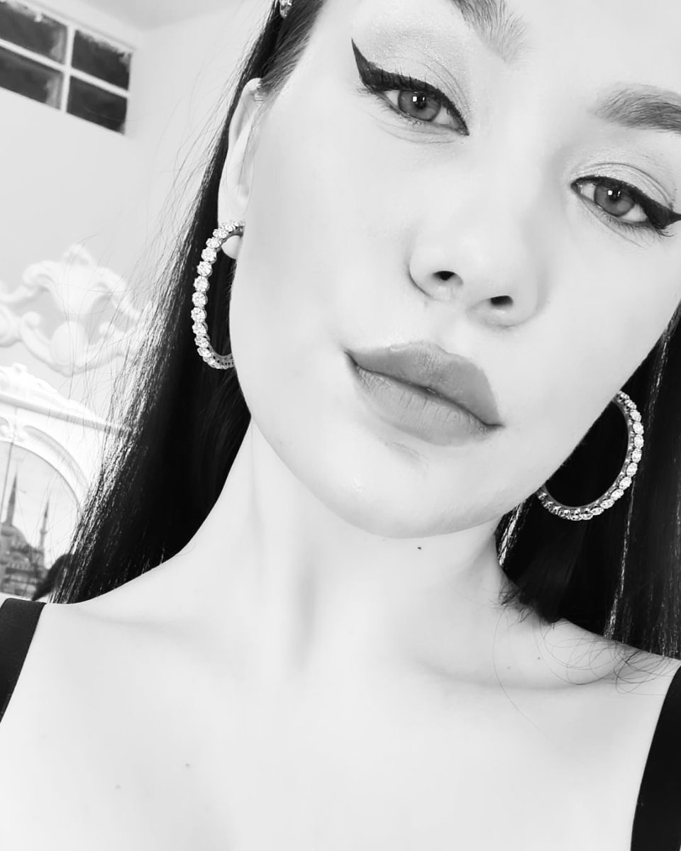 ElisLockwood's tweet photo. #blackandwhitephotography https://t.co/sHKj2R7kFq