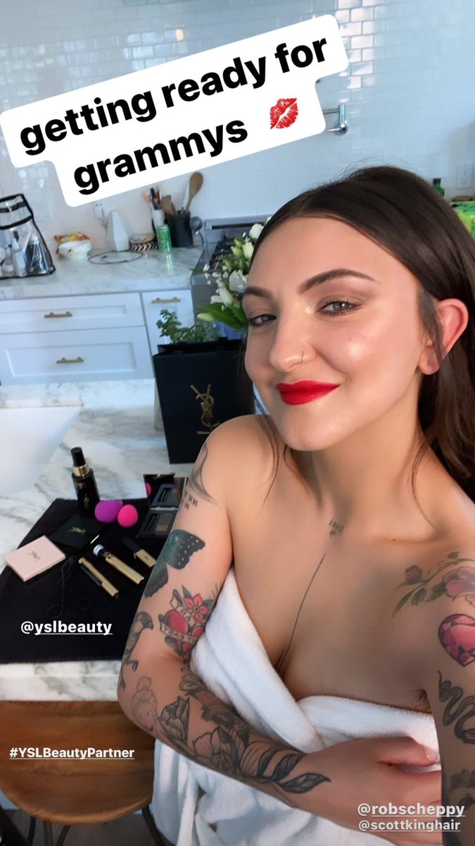 Julia Michaels Argentina tweet media