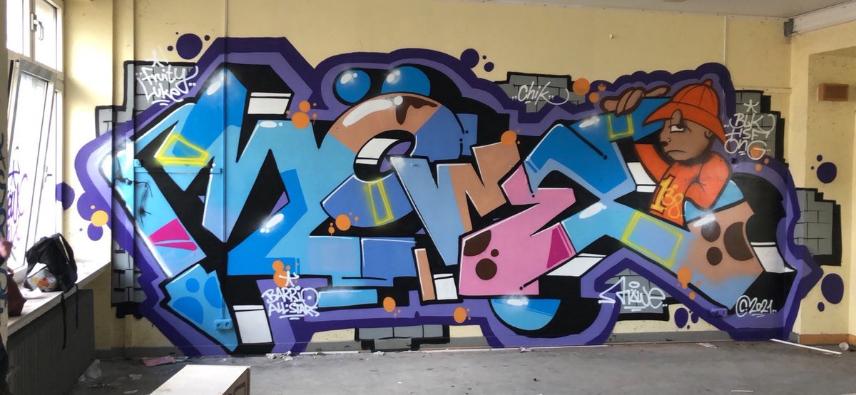 hak49585183's tweet photo. Möwe. 

#graffiti #stylewritting #graff #spraydaily #funky #newyorkgraffiti #blockstyle #masterpiece #art #character #loomit #chintz #shark #ArtistOnTwitter #lostplaces #duisburg #düsseldorf #nrw #bunker #dortmund #corona #lockdown #colors #molotow #montana #MontanaBlack https://t.co/6RevtvwQvr