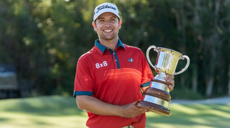 RadioTABAus's tweet photo. A GREAT CHAT: @GolfAustQLD #QldOpen winner @Andy0891 joined us on #RadioTABπ»β³οΈποΈββοΈ
@HulaBulaJim @Wayneperske @PGAofAustralia @GolfAust @craddock_cmail @brentread_7
https://t.co/LlXxrY6NYB https://t.co/X04rjsGF0H