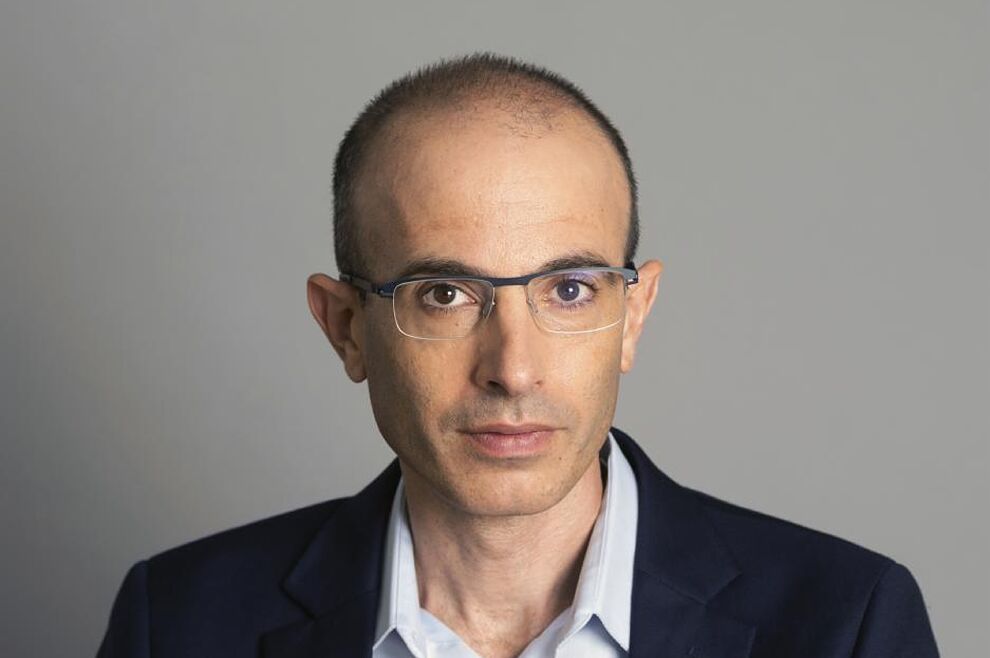fuedicho's tweet photo. "La gente lleva vidas cada vez más solitarias en un planeta cada vez más conectado".
Yuval Noah Harari
#Fuedicho https://t.co/6BXsb9WQ57