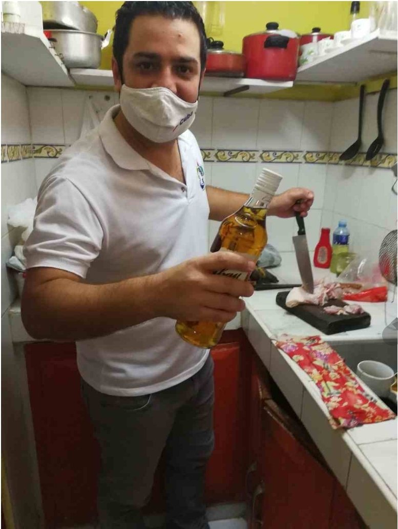 Entrelacritica's tweet photo. ¿DÓNDE CONSEGUIRÍA CARNE Humberto López? https://t.co/LlD3QIWmtN