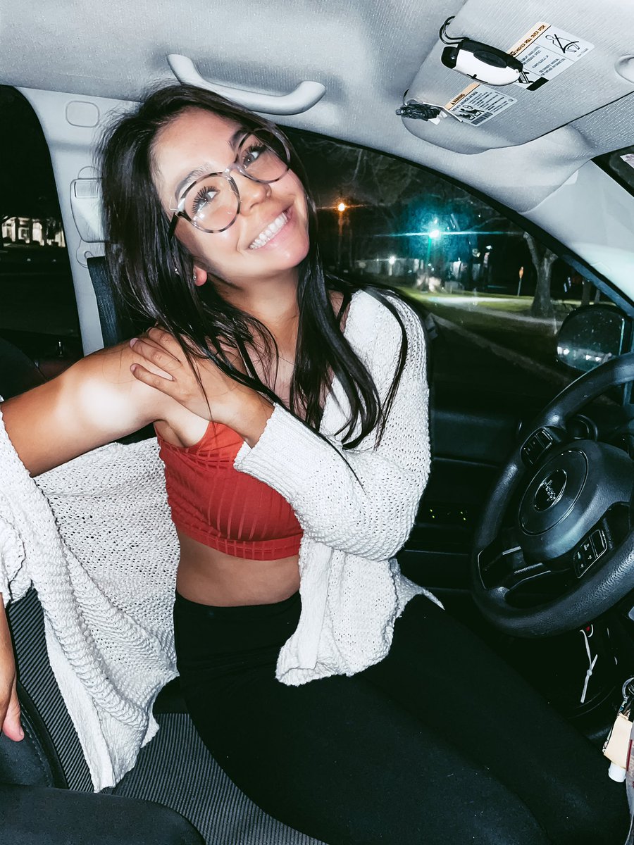 MontemayorShae's tweet photo. 🤍🚗 https://t.co/epNwnGGOGh