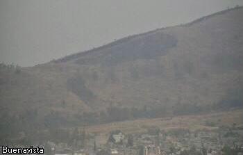 AmbienteEdomex's tweet photo. #ÚltimaHora: Brigadas de la Coordinación General de Conservación Ecológica de la #SMA reporta incendio controlado junto con @Probosque_, Policía Agreste y voluntarios; en el #ParqueEstatal Sierra de Guadalupe, paraje Jardines del Recuerdo, en #Tlalnepantla. https://t.co/PxAc7XZUkK