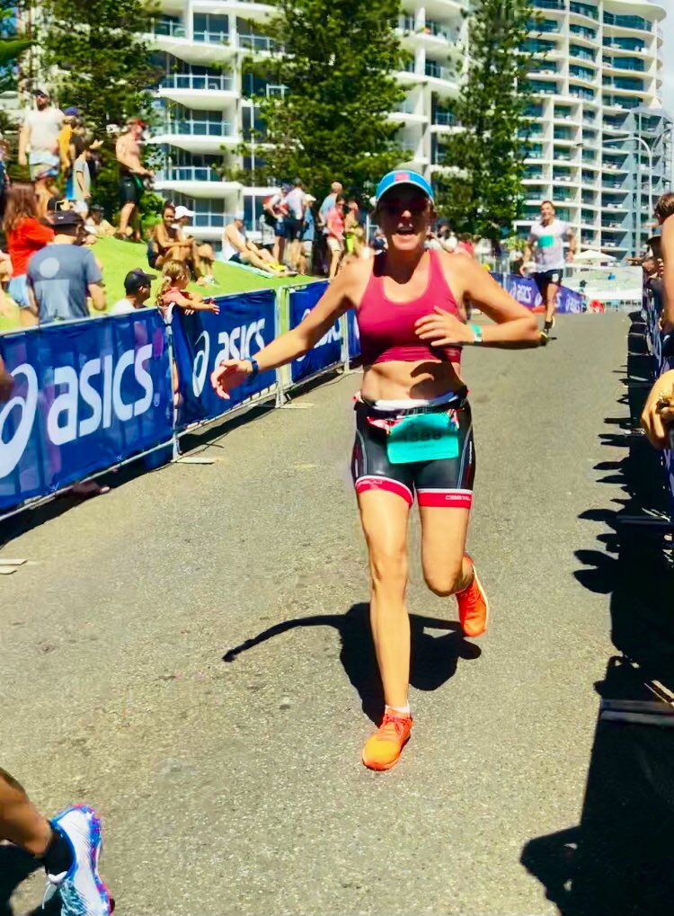 DrKatOxford's tweet photo. Feeling SO lucky to have taken part in Mooloolaba Triathlon #mootri #trithebeach this weekend.
1st Olympic Tri since 2 babies, 30β heat...but had an amazing day! Great to be back! ππΌββοΈπ΄π½ββοΈππ½ββοΈ
Huge thanks ππΌto all the incredible Volunteers for making it an awesome event! @IRONMANtri https://t.co/J1kPn9ZIlM