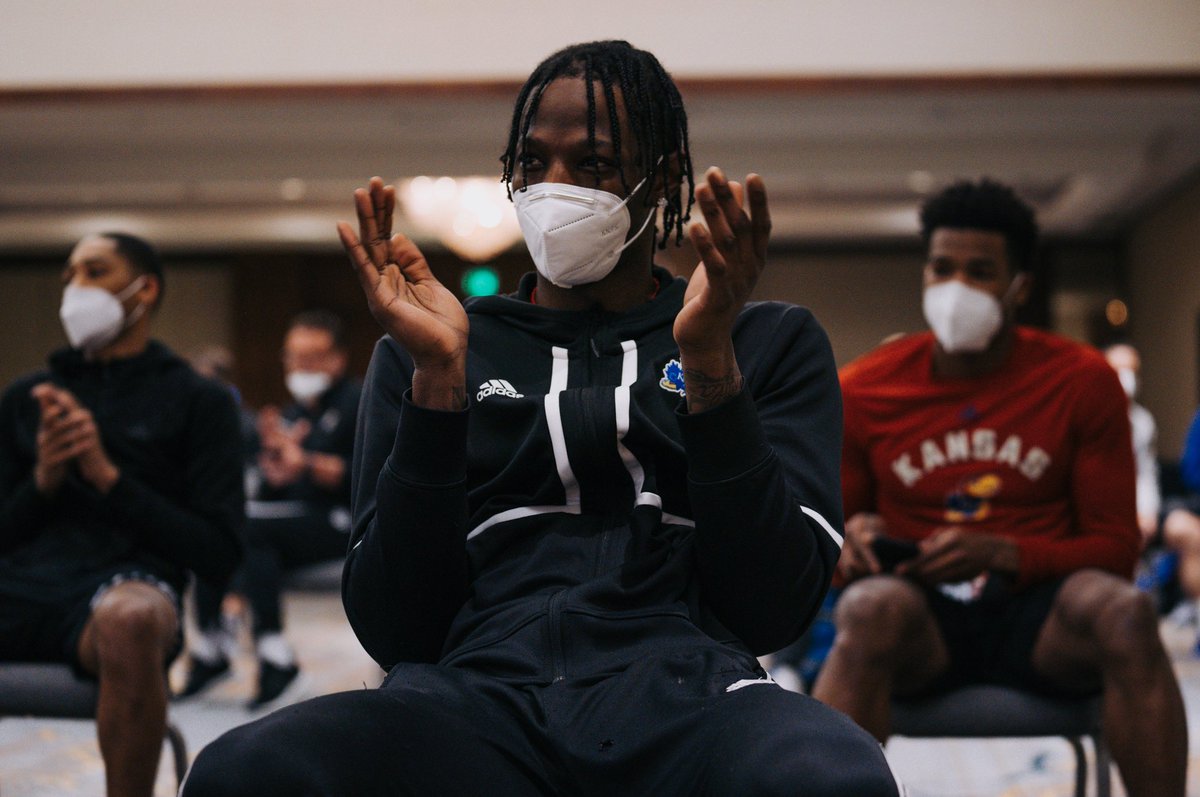 KUHoops's tweet image. Grab your dancing shoes. We’re Indy bound 🤜🤛

#SelectionSunday x #MarchMadness