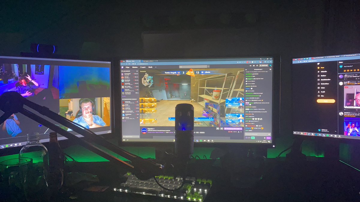Smilejulmust's tweet photo. Jarrå detta har vi killar!!! #DoritosOpen @Lilmixgg #lilfam https://t.co/N0FSkK2AkU