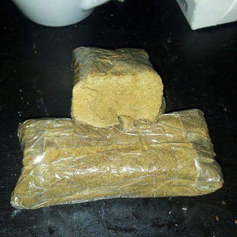 CyrilleWeed's tweet photo. Wesh la famille H24 7/7 dispo oour les livraisons
Snapchat : Cyrilweed202
#100daysofcode #losc #codenew #nuitdebout #linux #beuh #shit #4tchat #Tch #IoT #Rastaboot #ReactJs #weedlovers #servercless #prohibition #Pau #Yuriy #laval #bauvin #Nimes #Nices #Arras #Metz #Dijon #ile https://t.co/M6FEY9PV3r