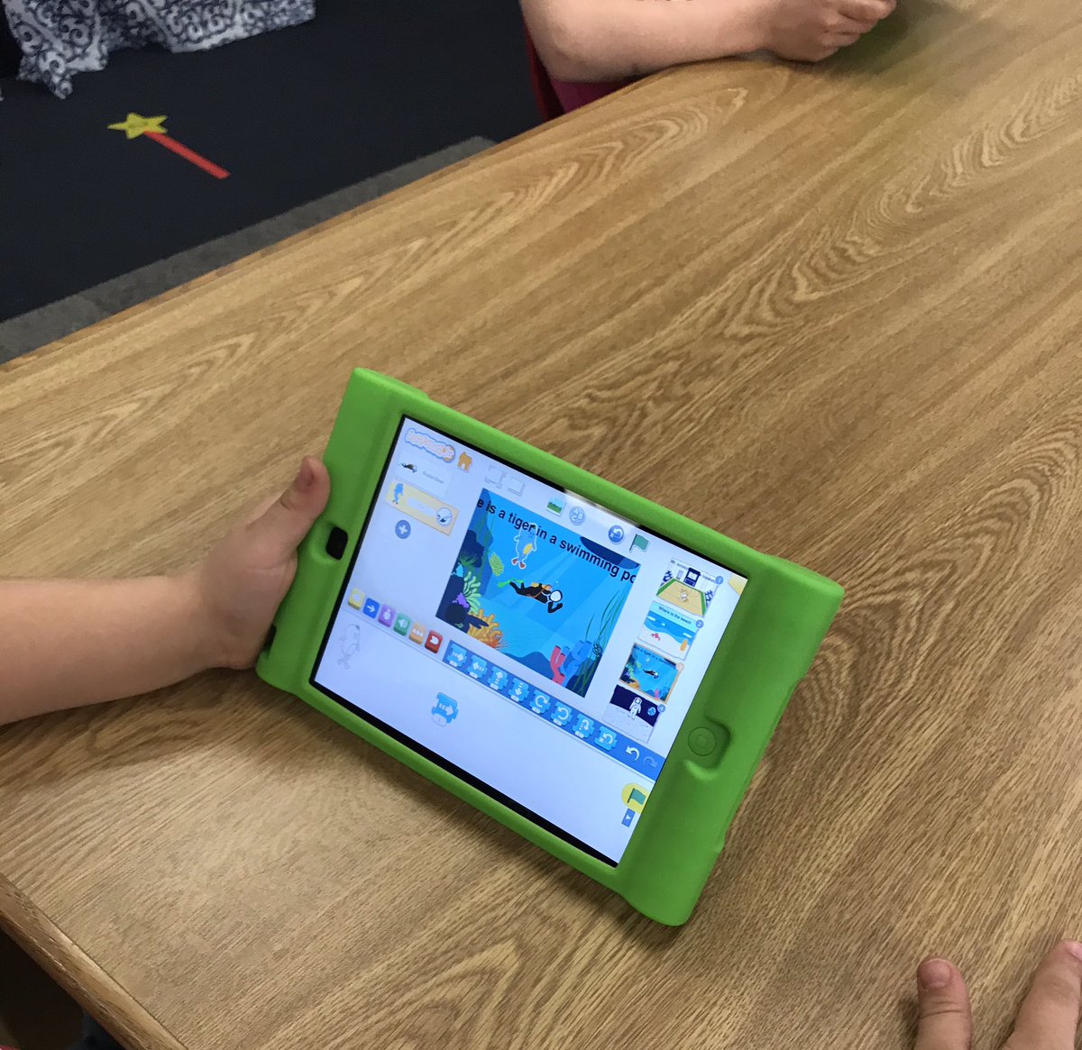 TES_4Library's tweet photo. Great week with first and second graders creating interactive stories!  We have amazing students at GES @GoodridgeElem @GreenwoodStacie @jenpat28 @Boone_County https://t.co/y9Q0SI7yaB