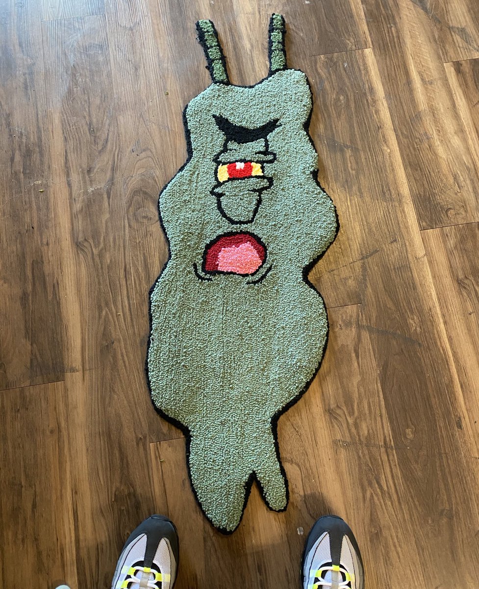 carlosflores187's tweet image. Another rug I made yesterday I love him 😭