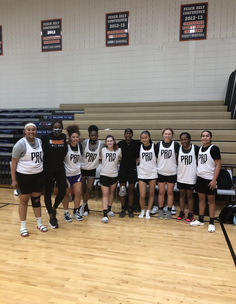 haelimadle's tweet image. I had a great experience today at the @PRO_Movement1 prospect camp! I couldn’t have asked for a better group of girls for my team. Thank you to @Jarrett_PRO for having me and to @dap_adebayo for being the best coach ever!!! @NoFo_WBBall @NoFoBball @NGAMagic