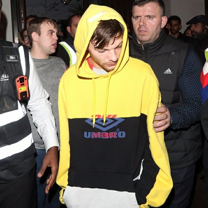 SP0RTYLOUIS's tweet image. 