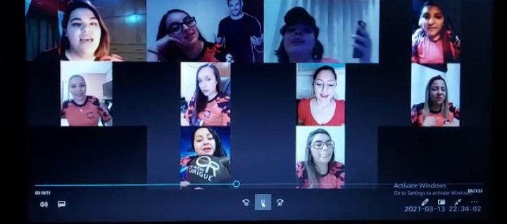 CarigueTAMAULI1's tweet photo. Que buena noche la de a noche la pasamos de lo mejor son increíbles chicas GRACIAS ,GRACIAS por el apoyo por el rey @_CarlosRivera movemos cielo ,mar y tierra !!!
Aquí hay talento solo falta apoyarlo jajjjajaja
Se les quiere
#CariguePower https://t.co/I09aNJrava