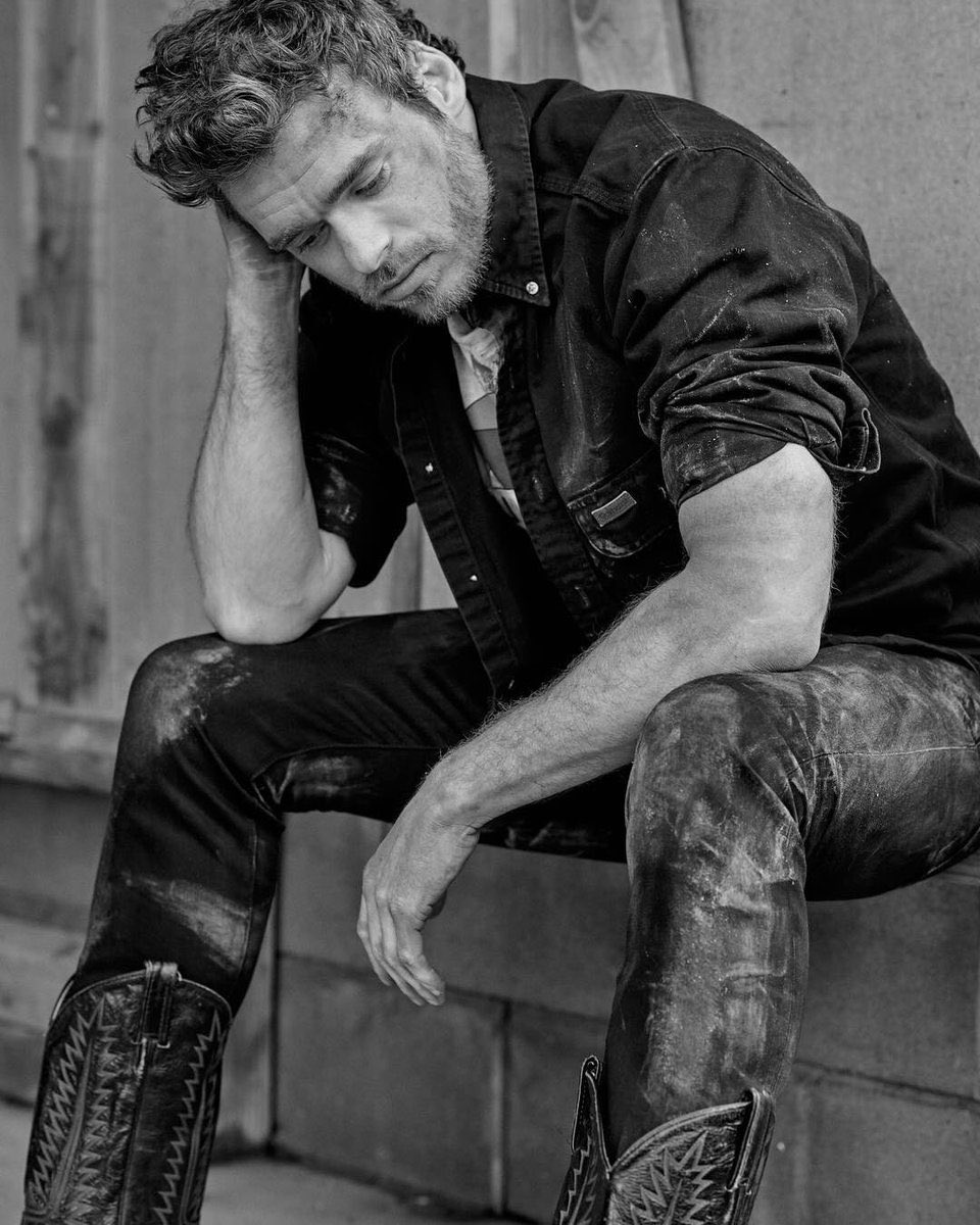 𝙜𝙚𝙩 𝙮𝙤𝙪𝙧 𝙝𝙖𝙣𝙙𝙨 𝙙𝙞𝙧𝙩𝙮.