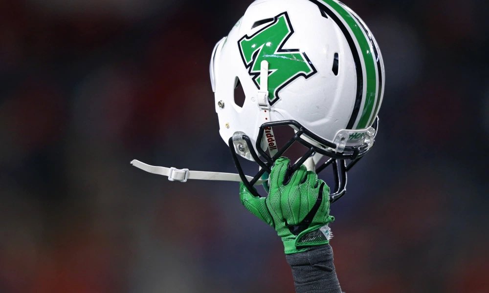 I’m honored to receive an offer from Marshall university #Goherd💚🤍🖤 <a href="/tcramsey19/">Tim Cramsey</a>