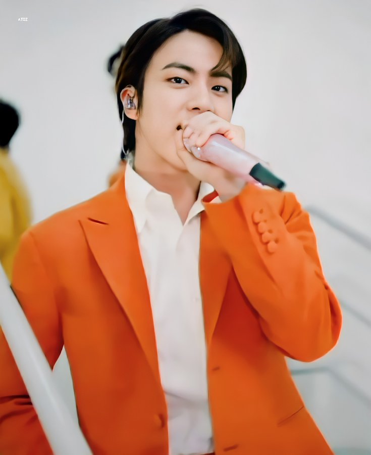 amy_javed's tweet photo. The guy in orange suit with pink mic and long hair is Worldwide Handsome Jin, BTS lead vocalist
#SetTheNightAlightBTS https://t.co/BGkLffjnCx