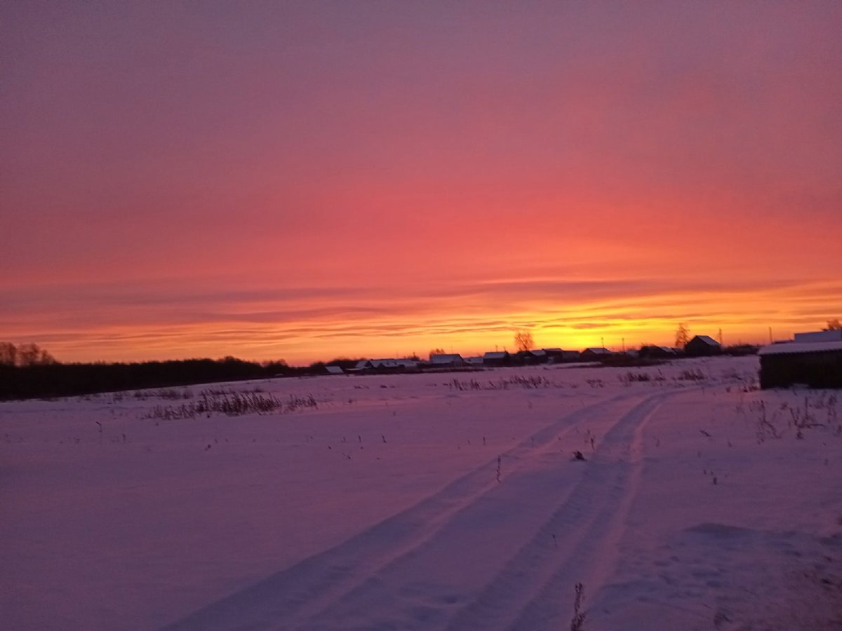 🌄 Хорошего дня, Кошкинский район! 🌄

Сегодня в районе днем ожидается:
🌡 -8 -4
🌨 пасмурно, снег

#КошкинскийРайон