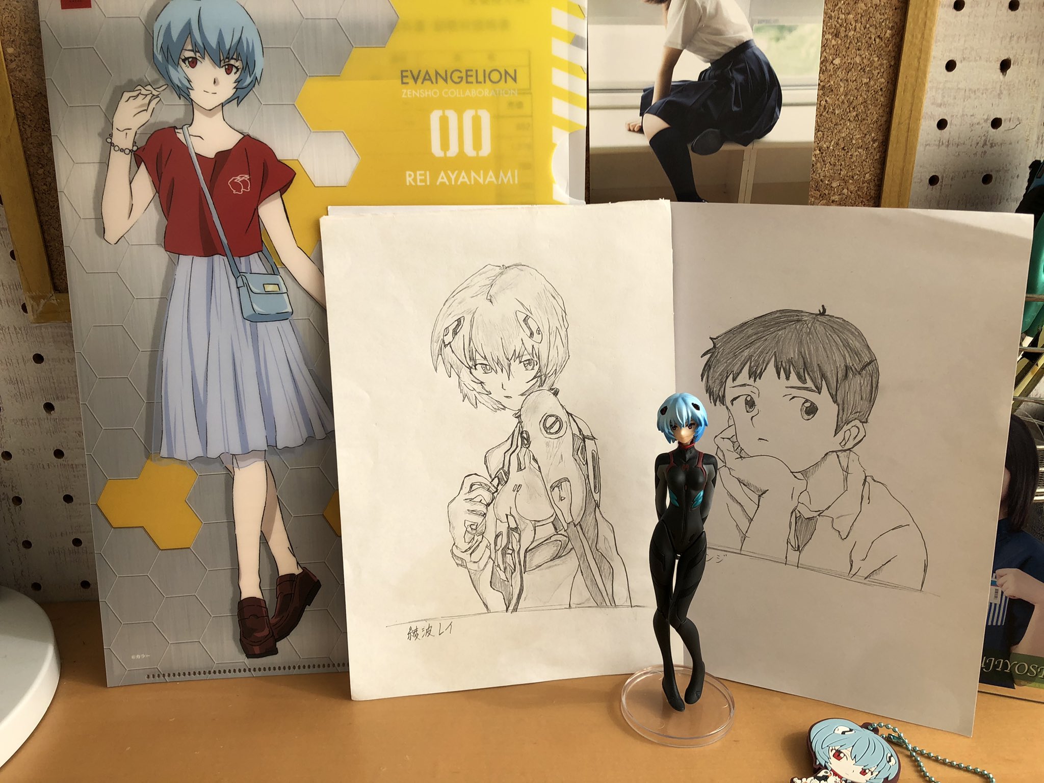 平野46ねる推し A Twitter 我が家の綾波シリーズ さっきメルカリで買った黒波 綾波レイ仮称 が届いた エヴァンゲリオン 綾波レイ ポカポカする T Co 6blr54yihk Twitter