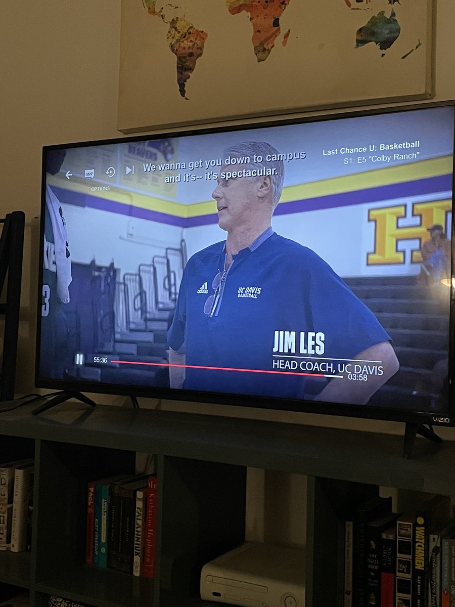 RT @dnoto7: Did not expect to see @CoachJimLes make a Netflix cameo tonight!

#GoAgs https://t.co/3DwdnDh6oM