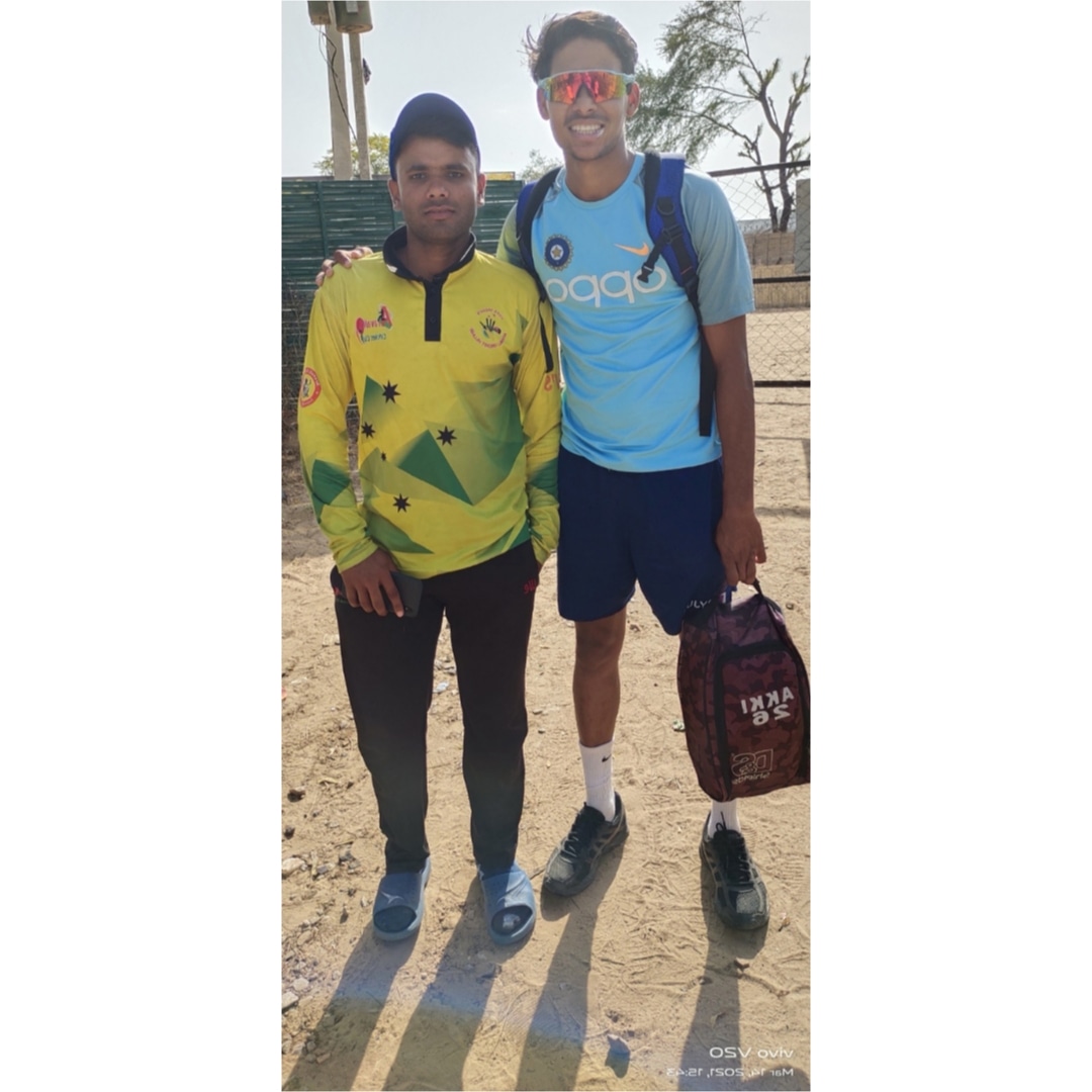 Nice too meet you akki bhaiya__
At aravali cricket club 😊
Akash singh  __ #IPL player💯
#Rajasthanroyal #ipl2021