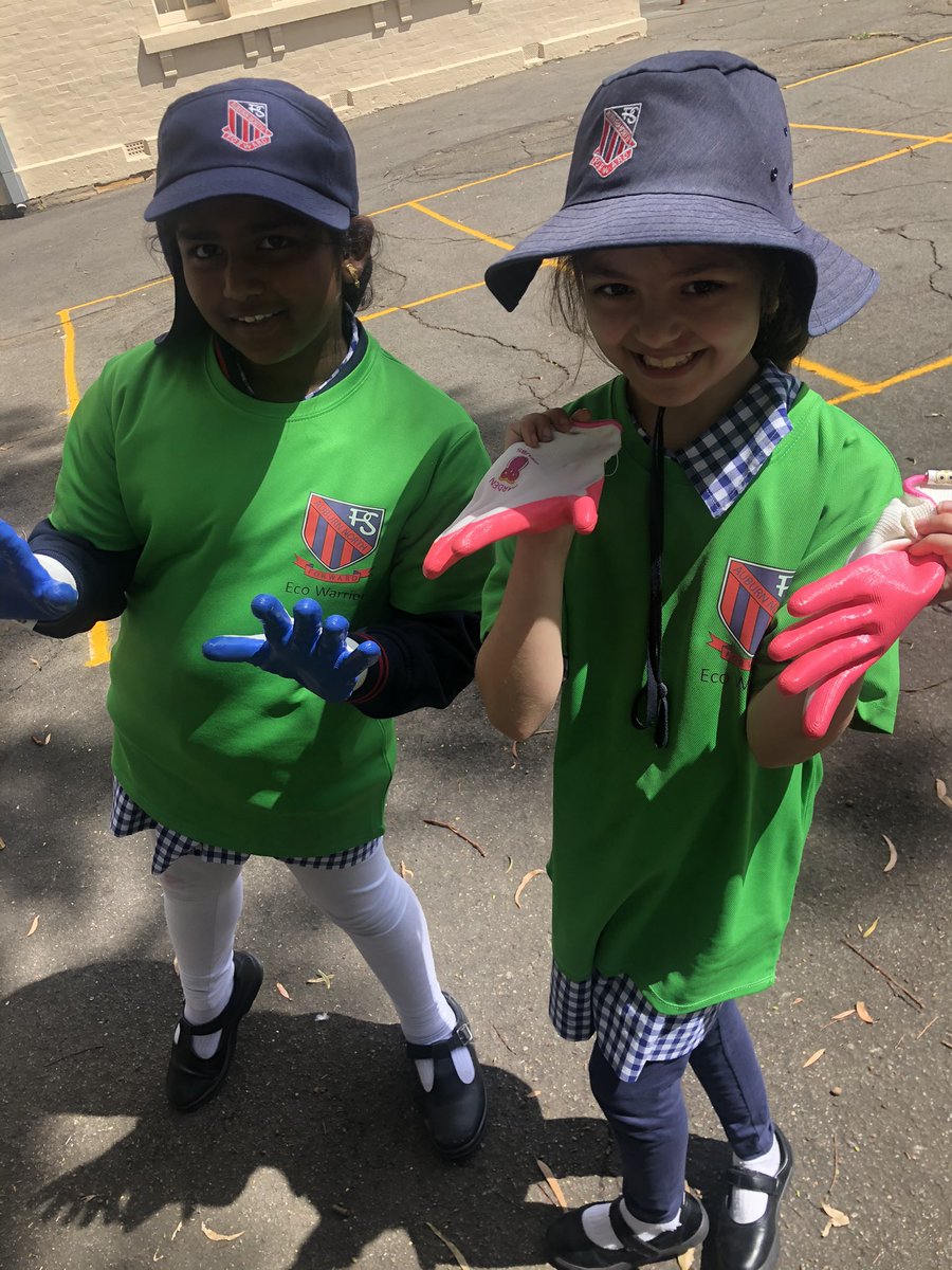 Great to see our Eco Warriors doing their thing during second break. These students are supporting our school initiative to be a more sustainable school. <a href="/KGerdes17/">Kimberley Gerdes</a>