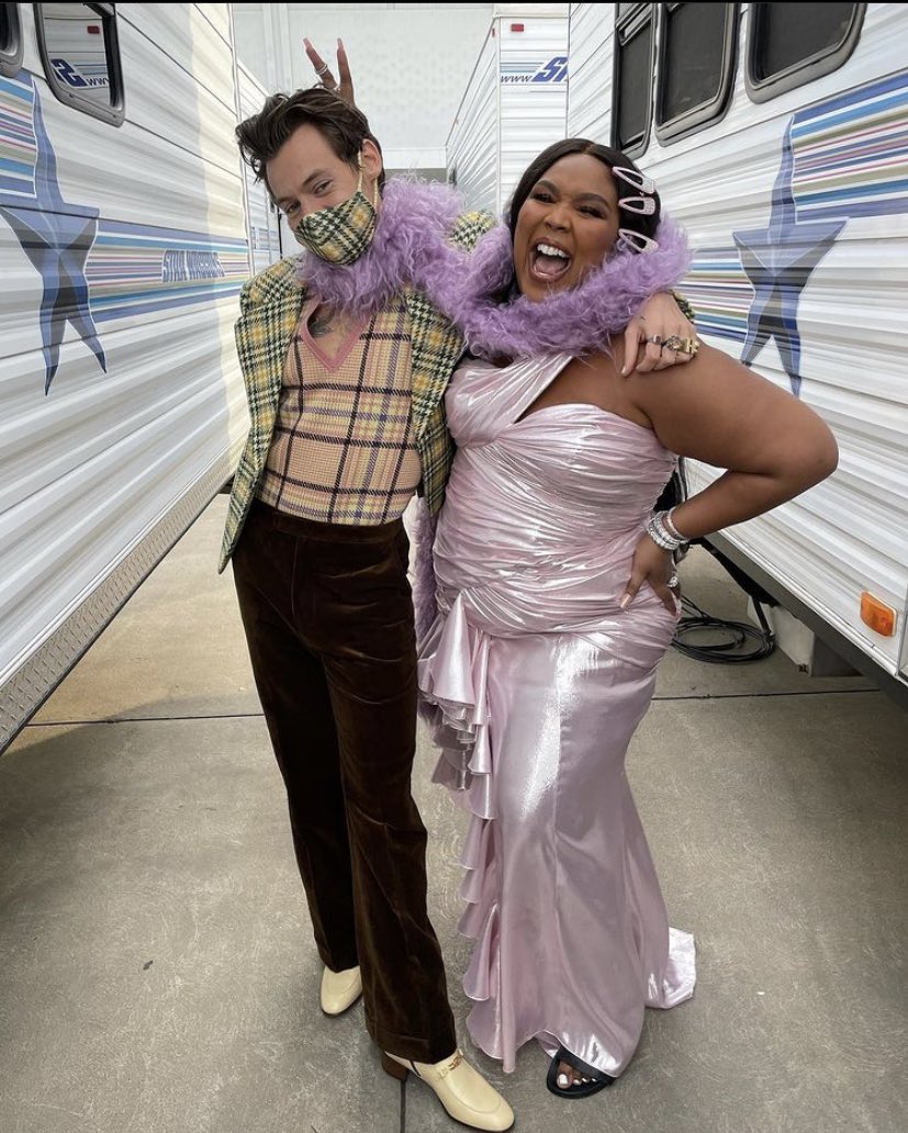 hsdaily's tweet photo. Lizzo via Instagram “HARRY WON A GRAMMY !!!” https://t.co/PnnT3aB0FK