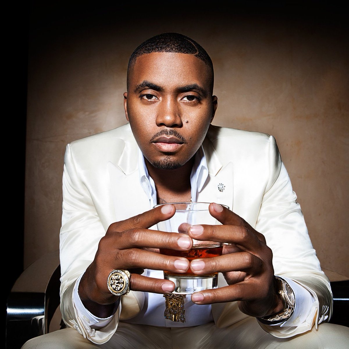 AzTheBeat's tweet image. Nas Wins His First Grammy for Best Rap Album! 

#Nas #grammys #bestrapalbum
#azthebeat