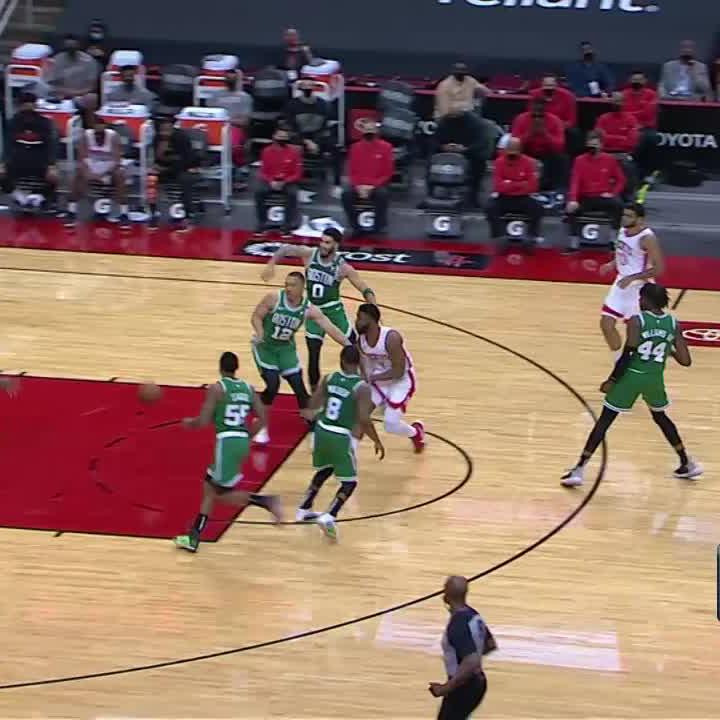 Happy birthday Victor Oladipo. Jayson Tatum has a present for you! 