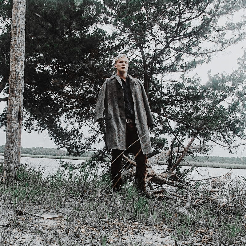 PiccirilloCorey's tweet photo. True icons stand alone.
@YSL 
| SHOP NEW FW21 COLLECTION | https://t.co/ewdr0ZFK0l