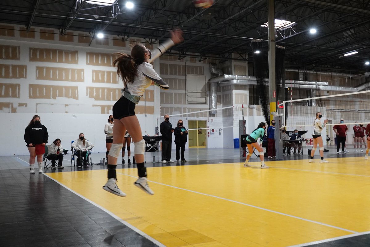 BracaDjordjevic's tweet photo. 🏐 weekend
2️⃣ tournaments
2️⃣ 1st places
9️⃣ matches
9️⃣ wins
1️⃣8️⃣ sets won
1️⃣ set lost
#volleyballdad
#girldad❤️
#chrva
#usav https://t.co/LpLPfSc8HG