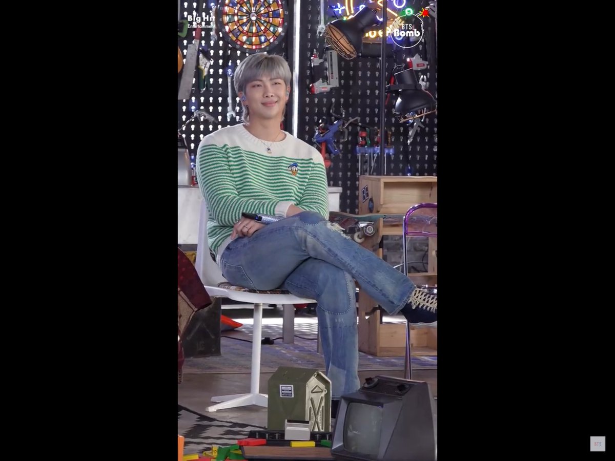 Maria_26596243's tweet photo. Beautiful human.
#NAMJOON
#SetThe NightAlightBTS
💜💜💜@BTS_twt https://t.co/uC7sXTCCpB