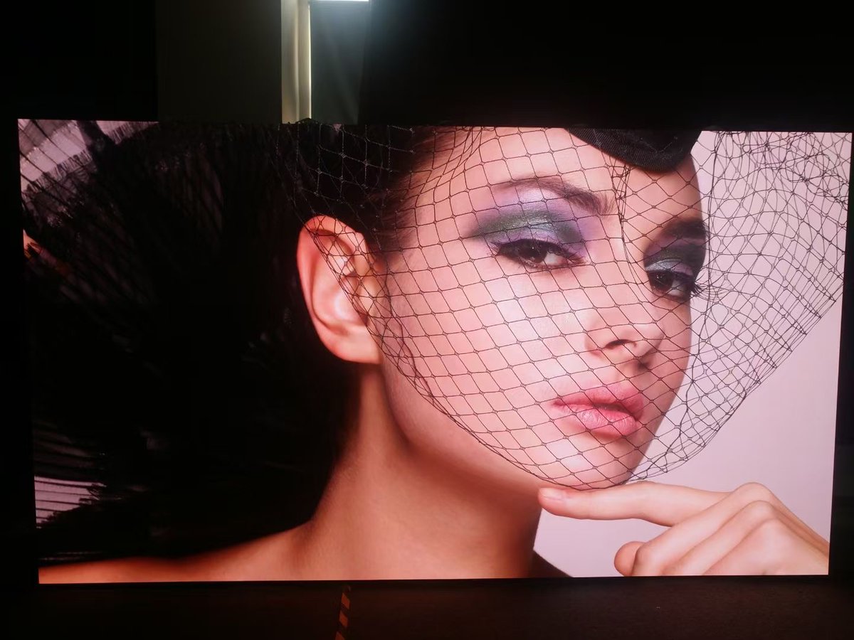 translumens's tweet image. P1.56 HD LED display aging testing. High resolution and high refresh rate and high color contrast. 
#LEDscreen #HDLEDscreen #TranslumenLED #smallpixelpitchLEDScreen 
Mail： sales@translumens-led.com 
Tel：+86 186 8226 0921.