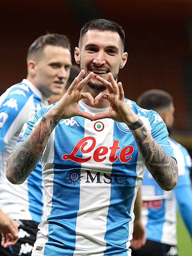 Buongiorno ragazzi. 🤭🤭

Selamat atas kemenangannya ya paman <a href="/Indo_Napoletano/">Fans Napoli Indonesia</a> semoga nanti menang lagi melawan klub yang satunya. 🤭
Doa kami Interisti menyertai kalian. 
💙