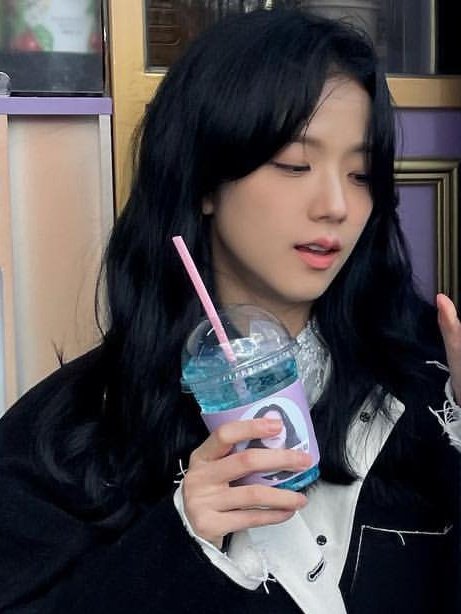 lF0RLILI's tweet photo. fijado hasta que salga Snowdrop
@BLACKPINK https://t.co/vLRT99fyFC