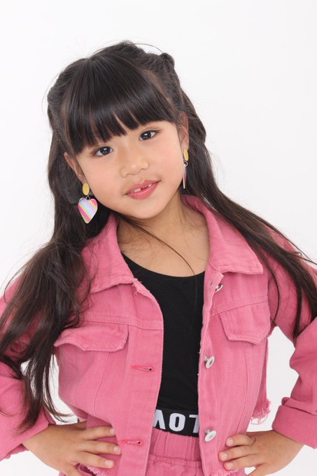 Twitterのコスプレ画像3