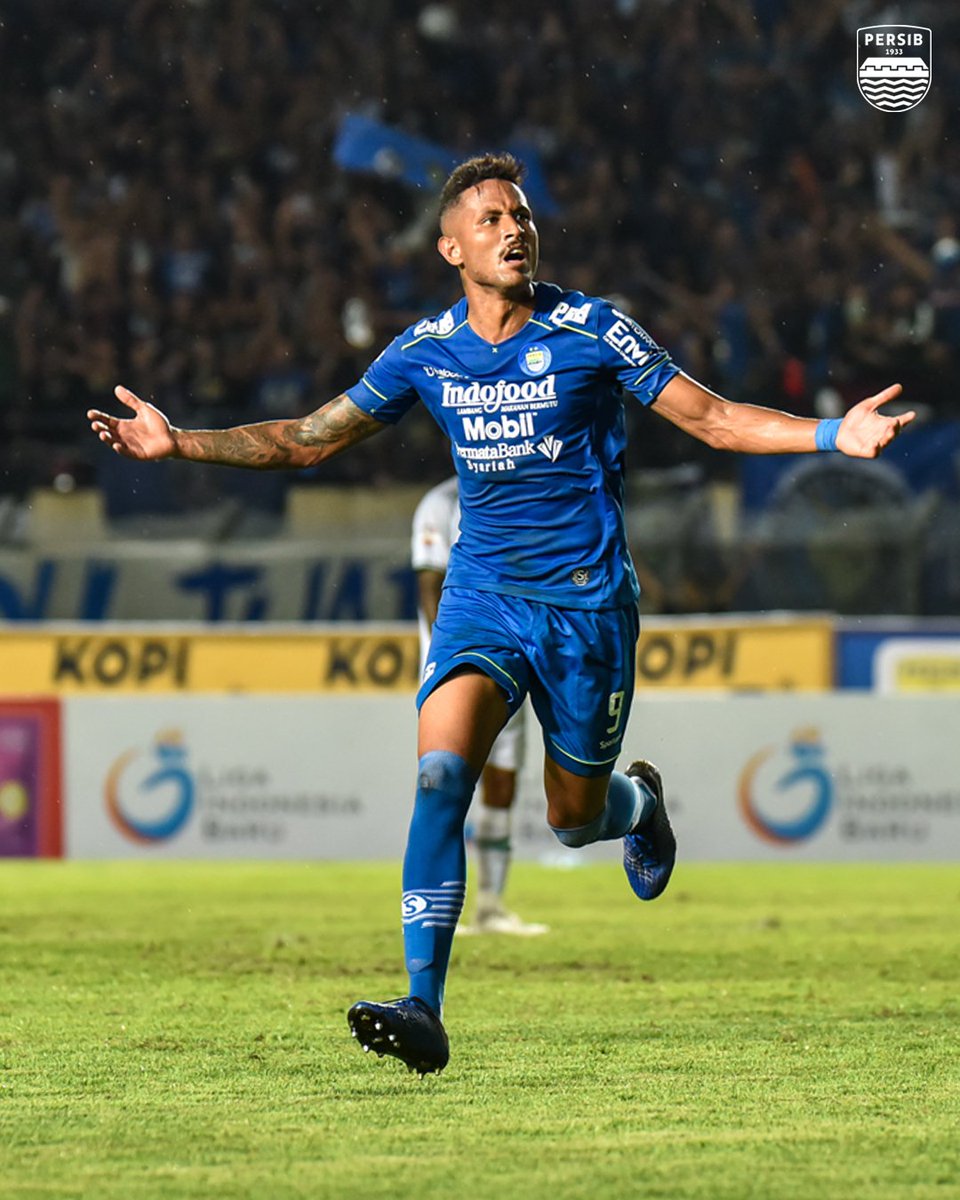 persib's tweet photo. #OnThisDate 📆 2020

Saat terakhir kita merumput di laga resmi...

#MENANGBERSAMA #PERSIB https://t.co/nXHHvSz30Y