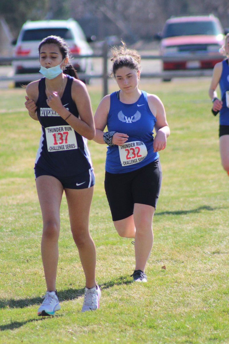 WWdistance's tweet photo. Your Blue Devil Girls welcomed back Ella Nelson as her and Sariah Hepworth led the team going 1-2.  Great effort by the ladies in Kennewick! https://t.co/rjyEXYkig0