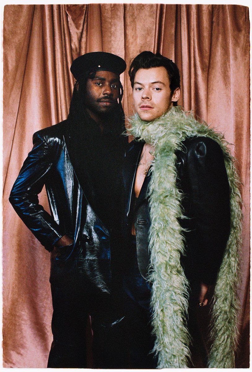 voguemagazine's tweet photo. Joined by Blood Orange’s Dev Hynes, @harry_styles gave the #Grammys an eventful start. Here is how the look came together: https://t.co/dpr5KAE5VJ https://t.co/9Et4juNvXP