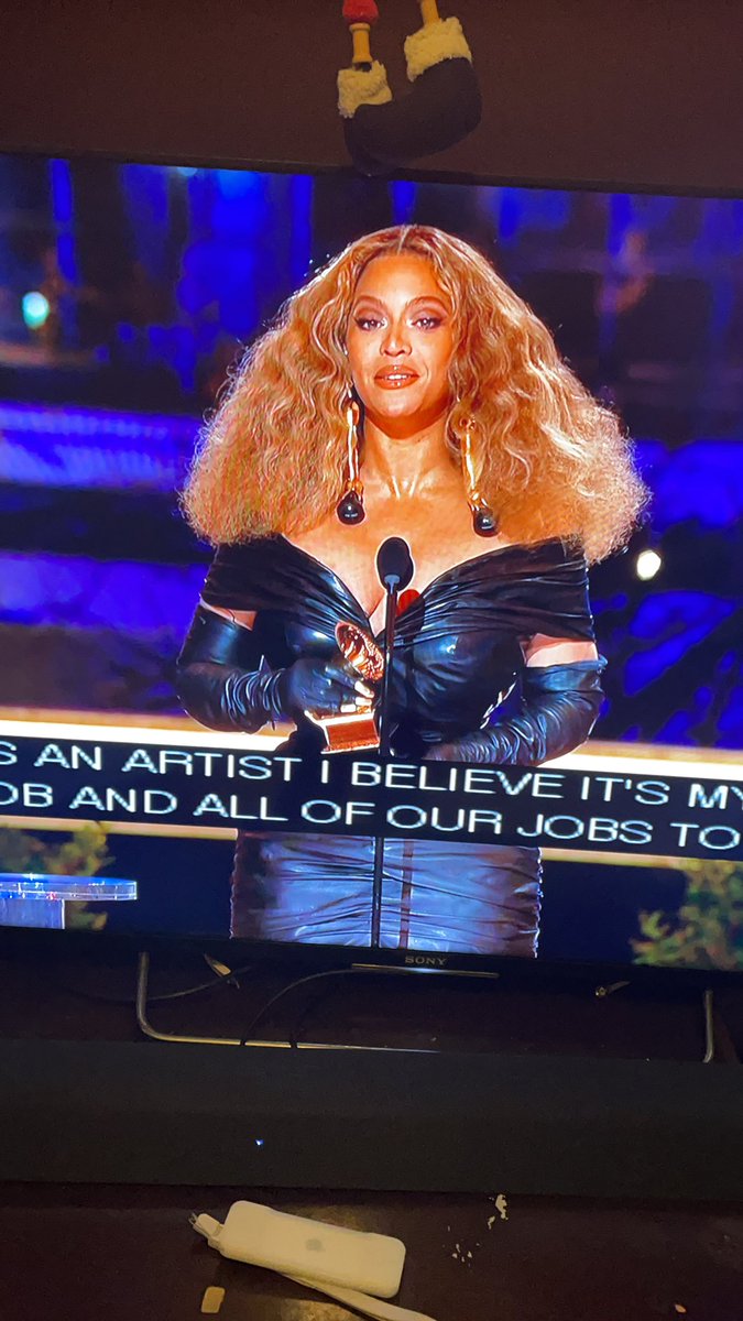 El Mundo Pop de Isabel tweet media