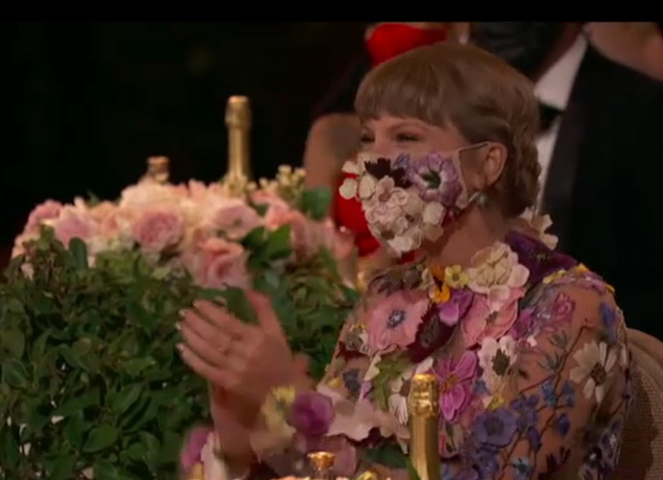 robsheff's tweet photo. love her joy cheering for Beyonce https://t.co/vRqkXJiSrC