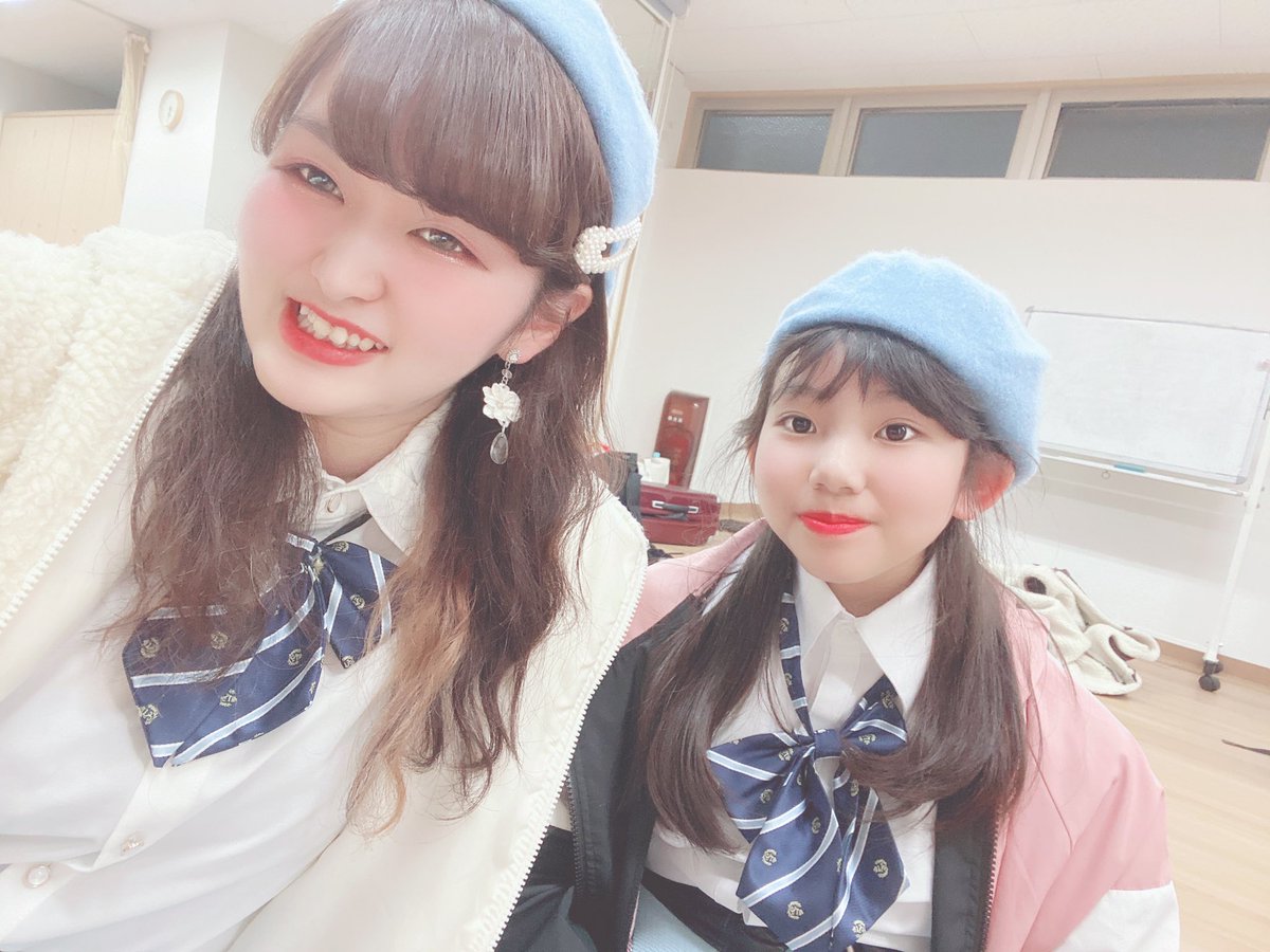 まなちゃんお誕生日おめでとう🎂💚
10歳😊
日曜日は卒業ライブがんばろうね😋
#まな　#白金アイドル衣装　#お誕生日おめでとう