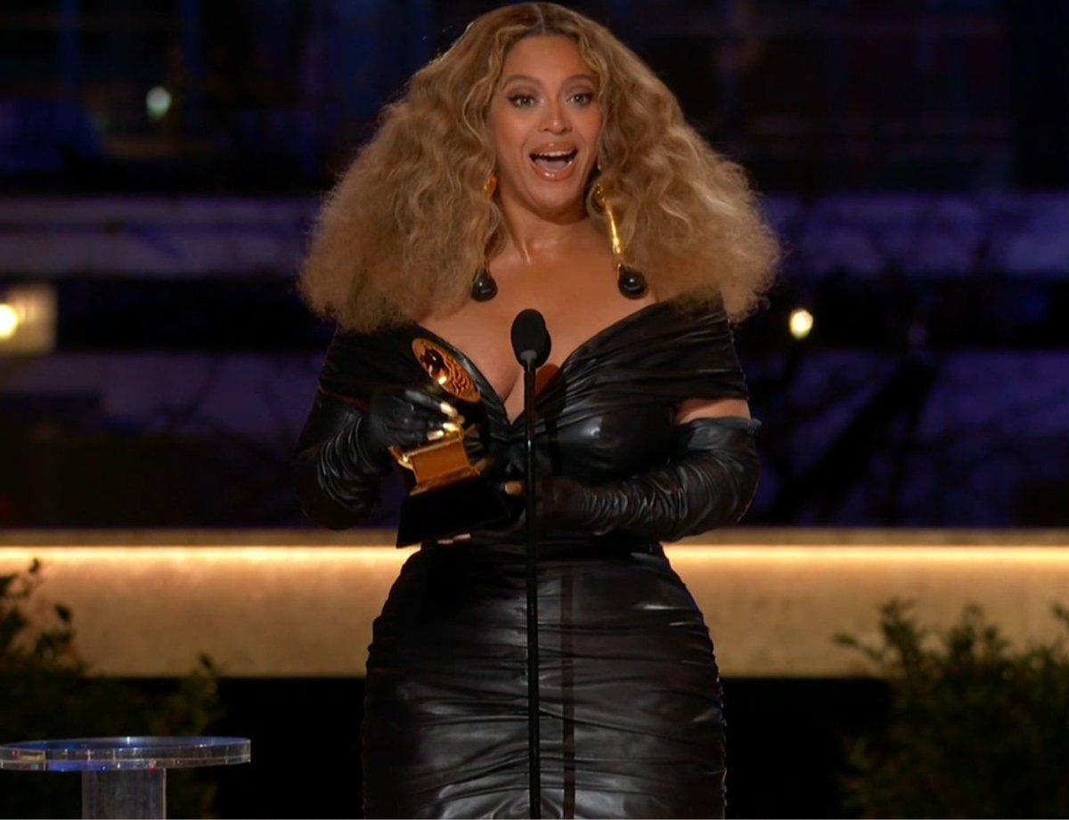 Rockstar_Hype's tweet photo. History has just been made! Beyonce 28 Grammys. Breaking the record for the most Grammys by a Woman vocalist. **Congratulations Beyonce!** @Beyonce #License2Rap #License2Sing #License2DJ #License2Dance #License2Produce #RockstarHype #GRAMMYs #CBSSunday  #RollingStones https://t.co/Nl1BWJU4PH