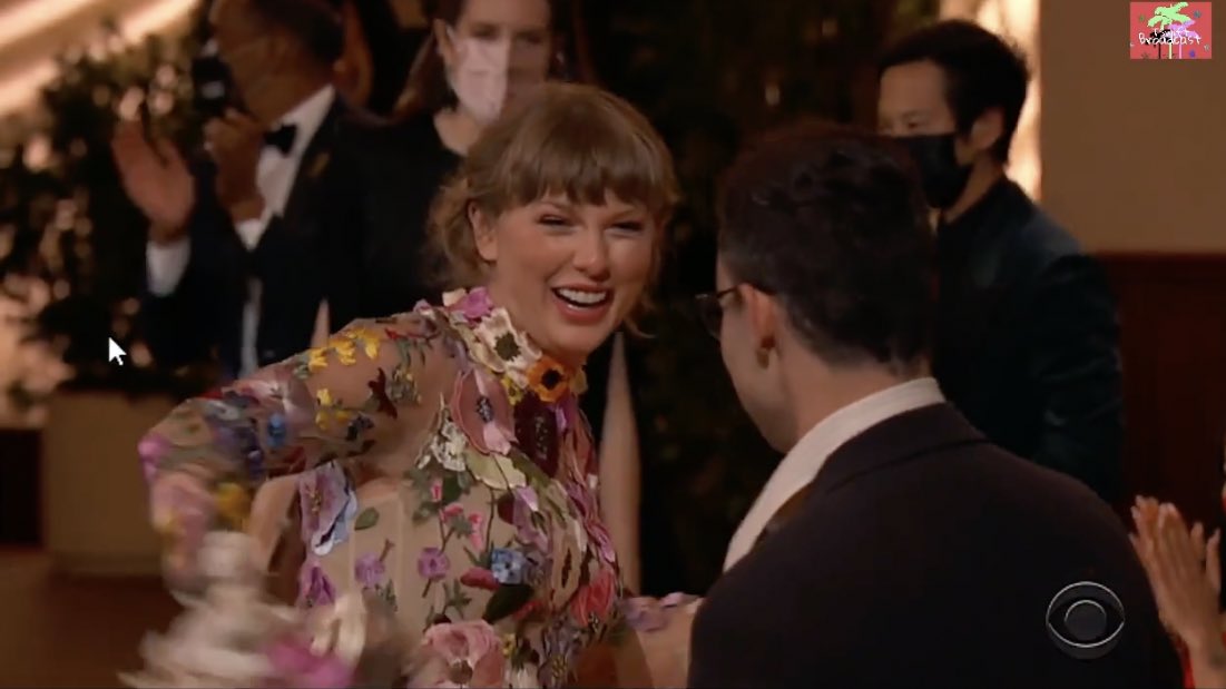 SwiftNYC's tweet photo. TAYLOR SWIFT WON ALBUM OF THE YEAR FOR FOLKLORE  !! HER REACTION #GRAMMYs https://t.co/eNBtoF4mWQ