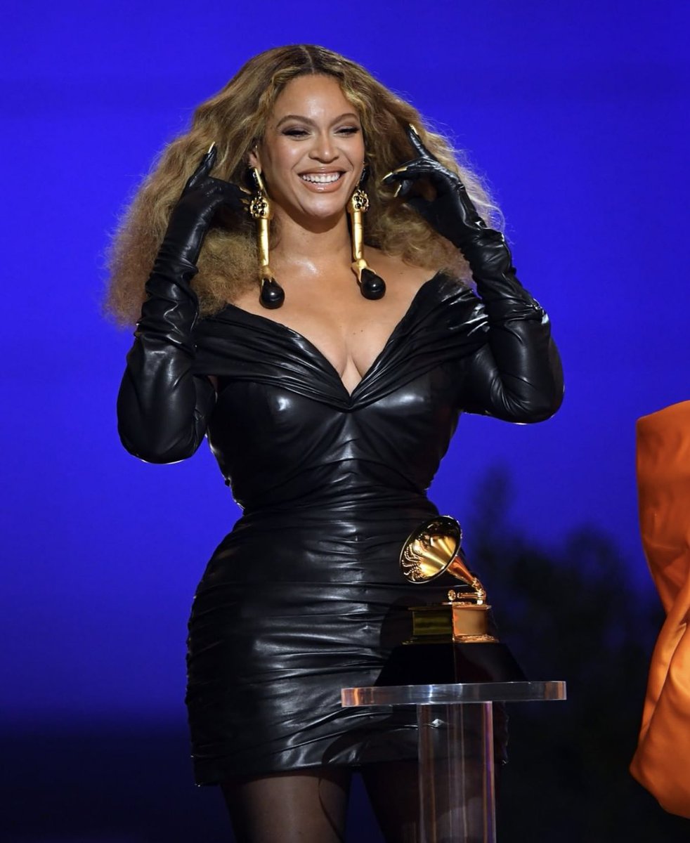mefeater's tweet photo. Beyoncé breaks the all-time record record for most Grammy wins ever by a singer with 28 wins! 🖤
#WomensHistoryMonth #GRAMMYs https://t.co/WLv3T7qLPT