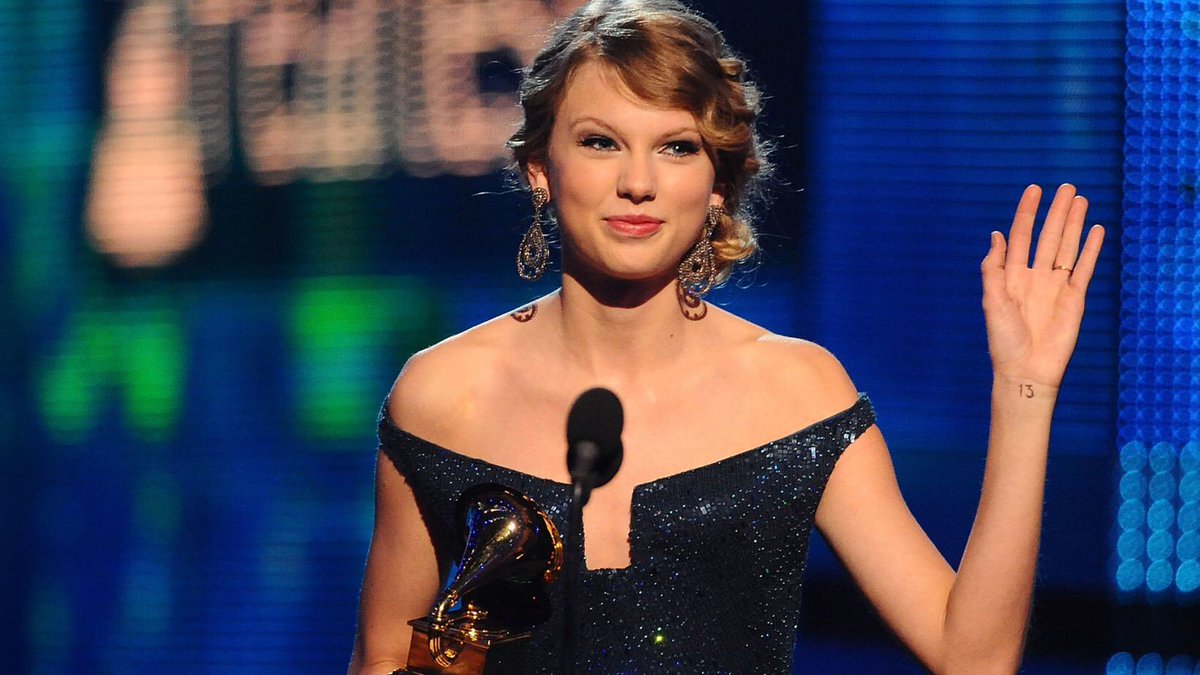 TRÊS VEZES. TRÊS ALBUNS DO ANO. TRÊS SONORIDADES TOTALMENTE DIFERENTES. #GRAMMYs