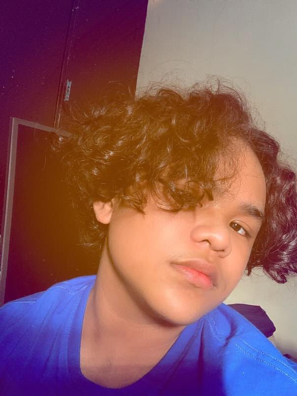 tntboys_fambam's tweet photo. Hello Monday! Ladies and gentlemen, @FrancisConcep14 with his fabulous curly hair ❤️ his hair grow so fast just like him 😍 Handsome face plus a fab curly hair is such a blessing! things may not be perfect, but @FrancisConcep14 curls are. 🥰

#TNTBoys
#FAMbeyondFAN https://t.co/BfwyFeYyYn