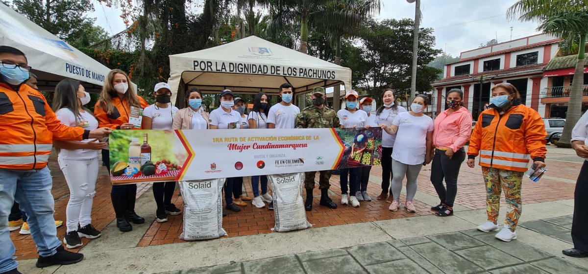 asoamuroficial's tweet photo. En un trabajo en conjunto entre nuestra asociacion y  @Ejercito_Div5 @COL_EJERCITO #BIMAC #BRIGADA13 #FEENCOLOMBIA  el dia de hoy se inaguro la 1er ruta de activacion economica de la mujer cundinamarquesa,en el municipio de pacho,cundinamarca. #colombiasereactivaconlasmujeres https://t.co/tihwt740B9
