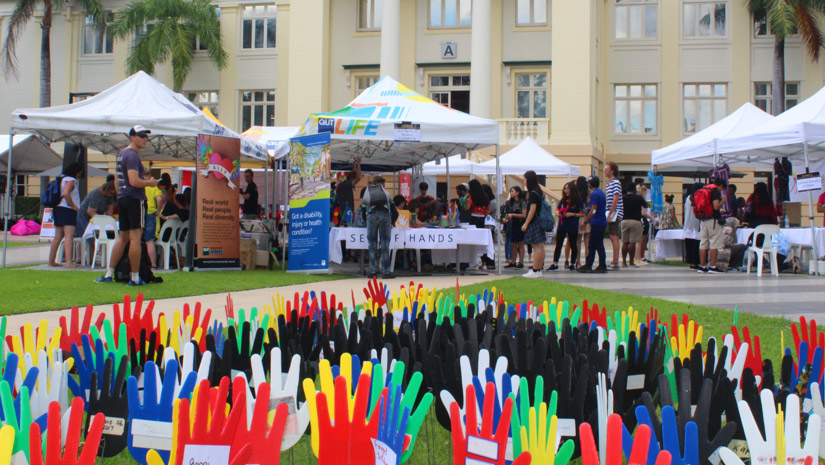 QUT's tweet photo. This week we're celebrating Harmony Week and #QUT's cultural diversity with a range of events on campus πππβ€οΈ #HarmonyWeek #QUTLife https://t.co/UA6SCNo2vC