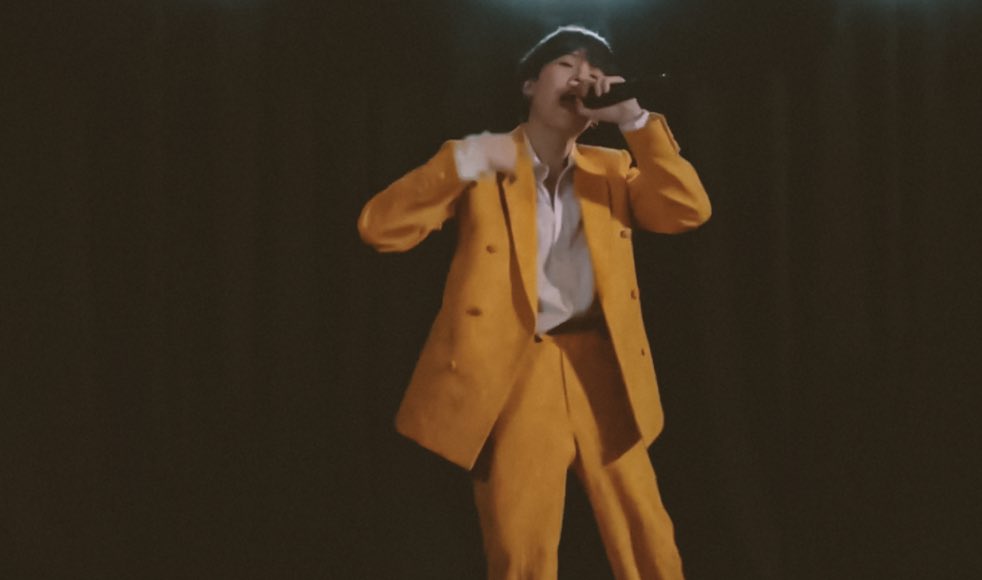 agustdfms's tweet photo. MIN YOONGI IN YELLOW THANK U VERY MUCH https://t.co/obffkQ3r34