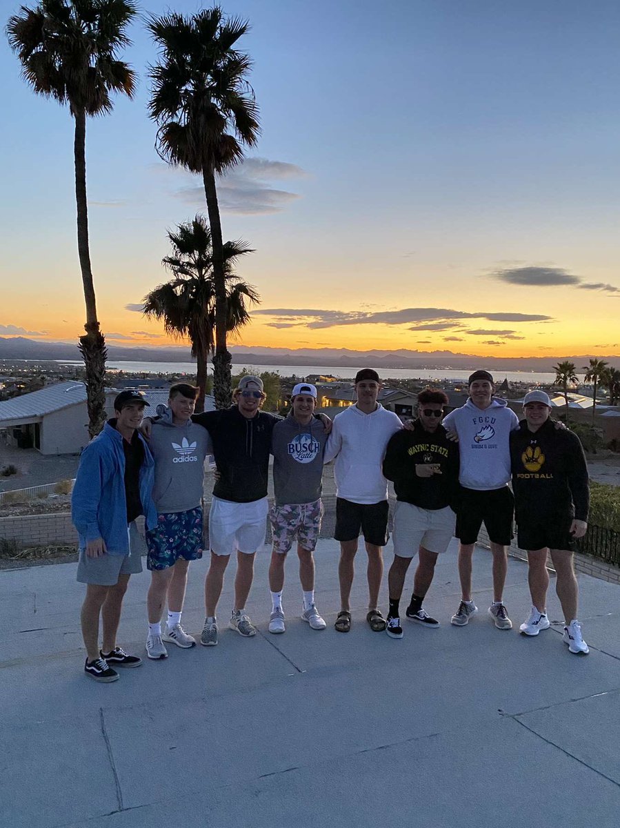 Noah_Scott_8's tweet photo. Spring break 2021 was one to remember🌅 https://t.co/NqR2IC7iq9